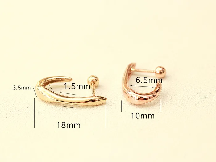 MinimalBijoux 14K Gold Bold Line Cartilage Earring 20G18G Earrings
