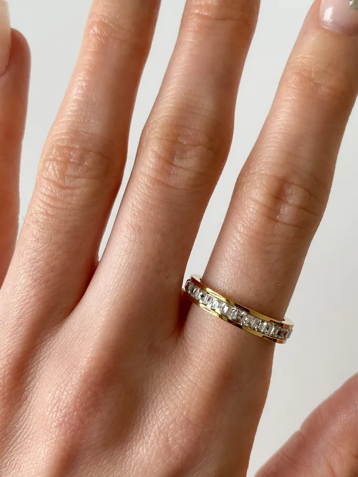 Chvker Jewelry Rings Ophelia Crystal Ring
